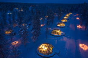  Kakslauttanen Arctic Resort - Igloos and Chalets  Саариселька